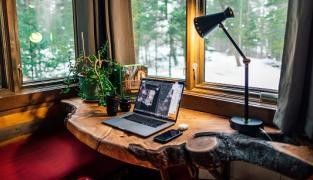 COVID-19 otevřel spotřebitelům oči. Bez internetu se neobejdeme